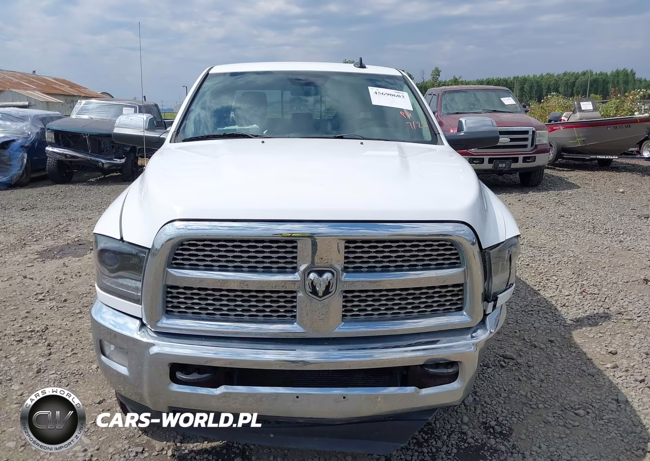 2015 Ram 3500 Laramie VIN:3C63R3JL8FG504272 - 12