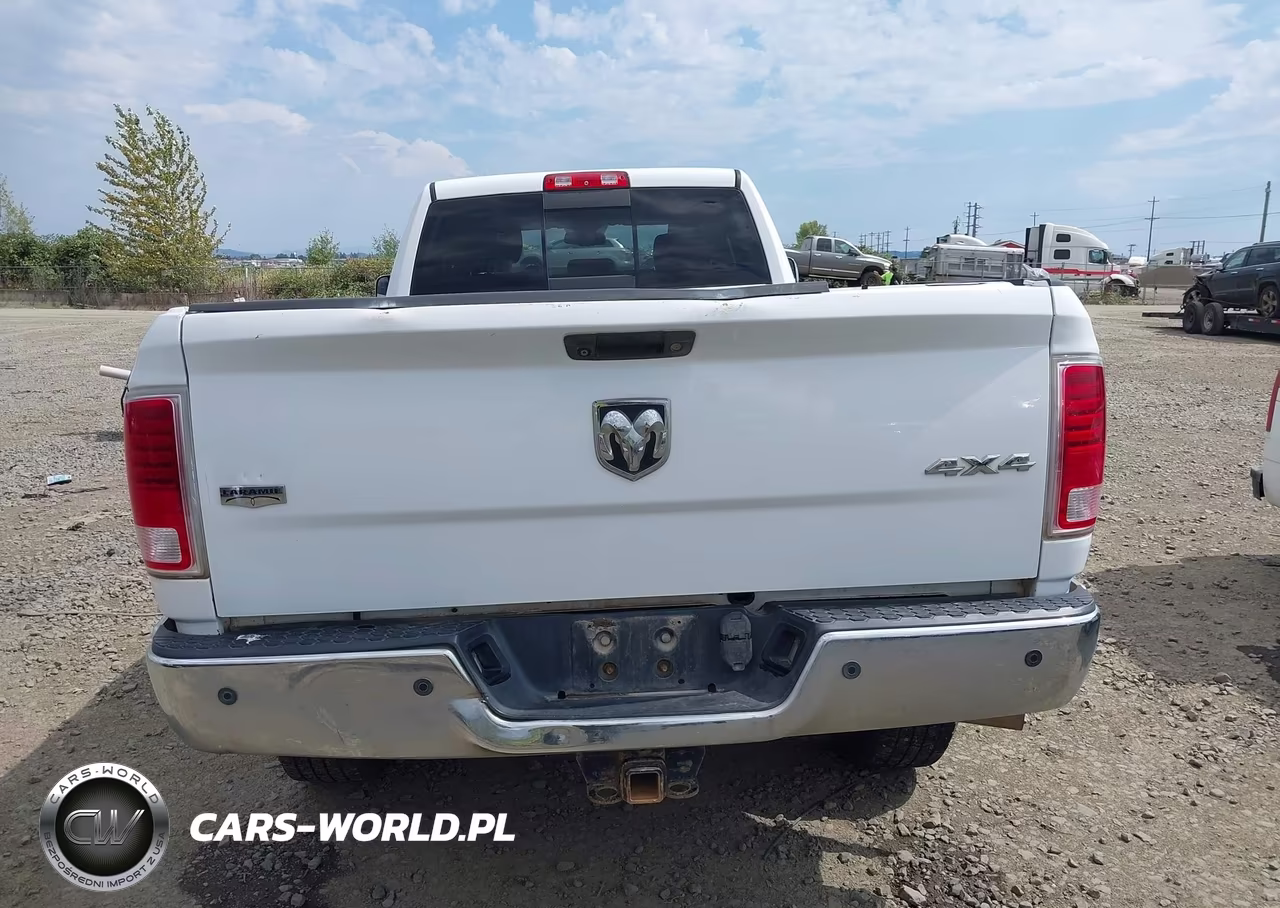 2015 Ram 3500 Laramie VIN:3C63R3JL8FG504272 - 15