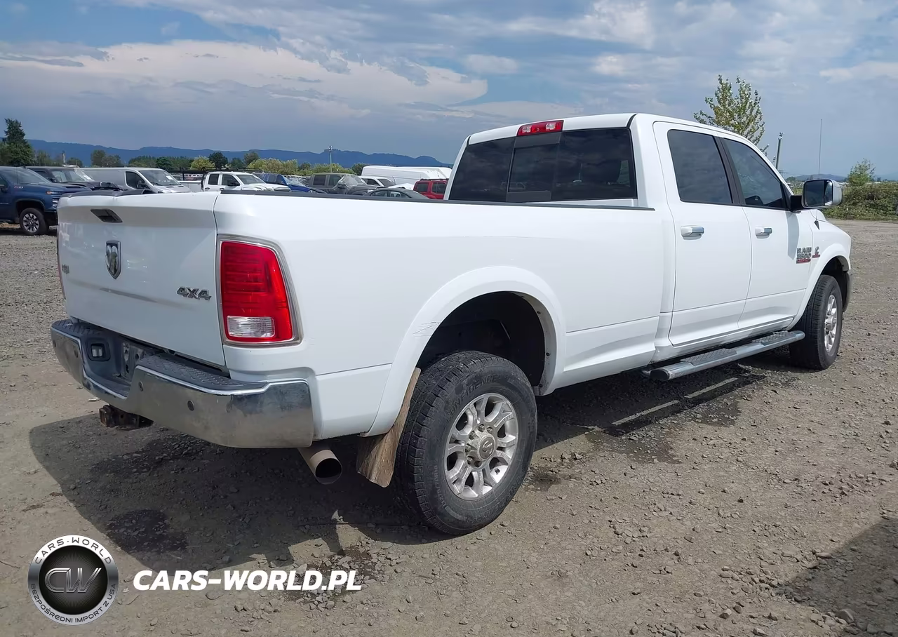 2015 Ram 3500 Laramie VIN:3C63R3JL8FG504272 - 4