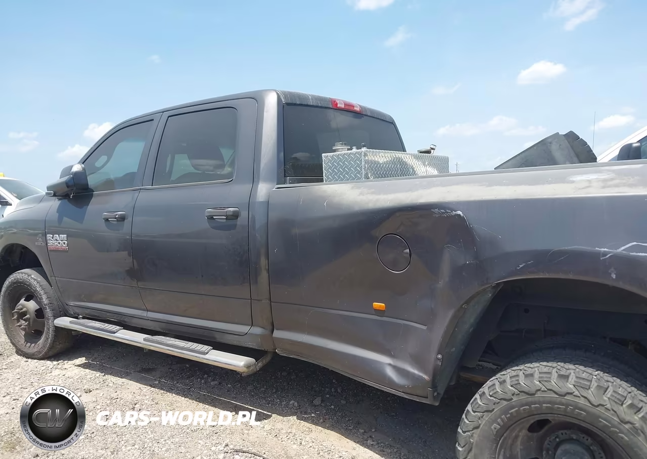 2015 Ram 3500 Tradesman VIN:3C63RRGL5FG613203 - 14