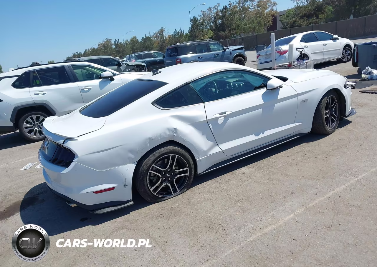2021 Ford Mustang Gt Premium Fastback VIN:1FA6P8CF0M5123607 - 4