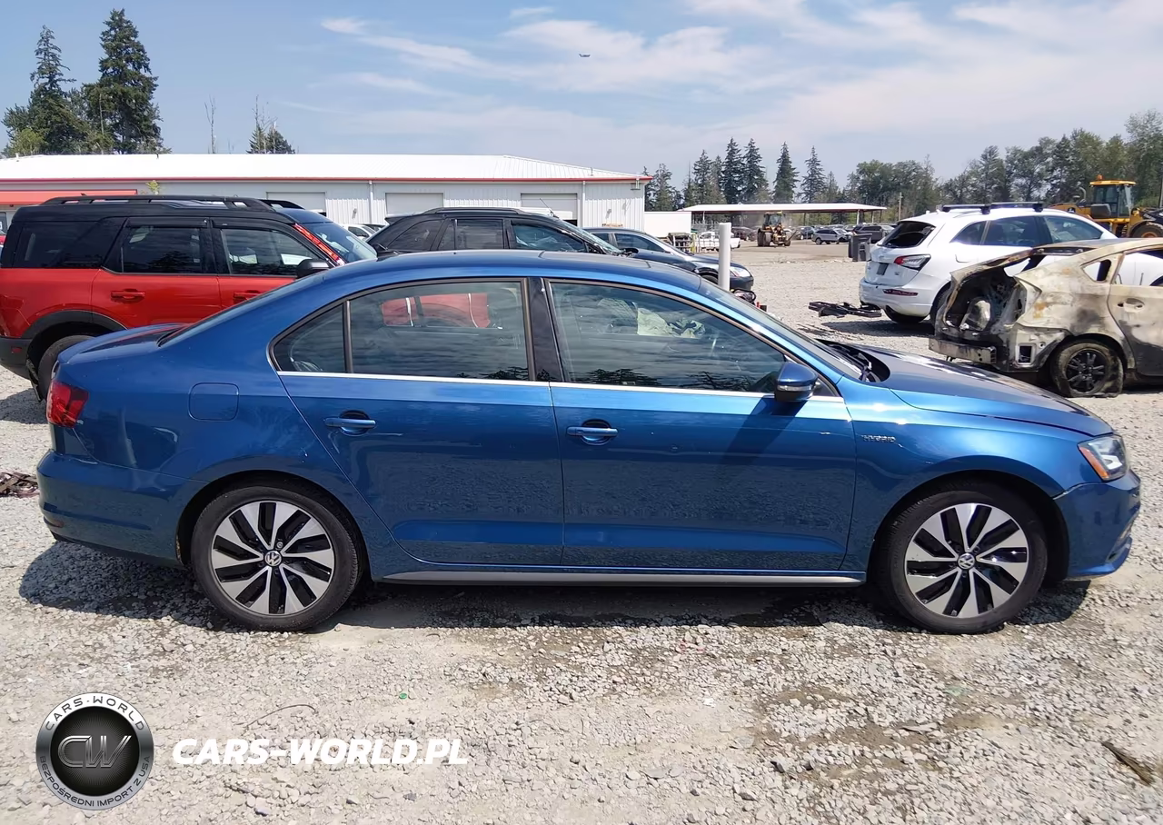 2016 Volkswagen Jetta Hybrid Sel Premium VIN:3VW637AJ6GM234925 - 13