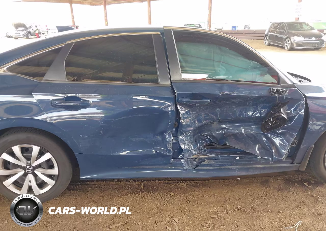 2026 Honda Civic Lx VIN:2HGFE2F23TH533431 - 13
