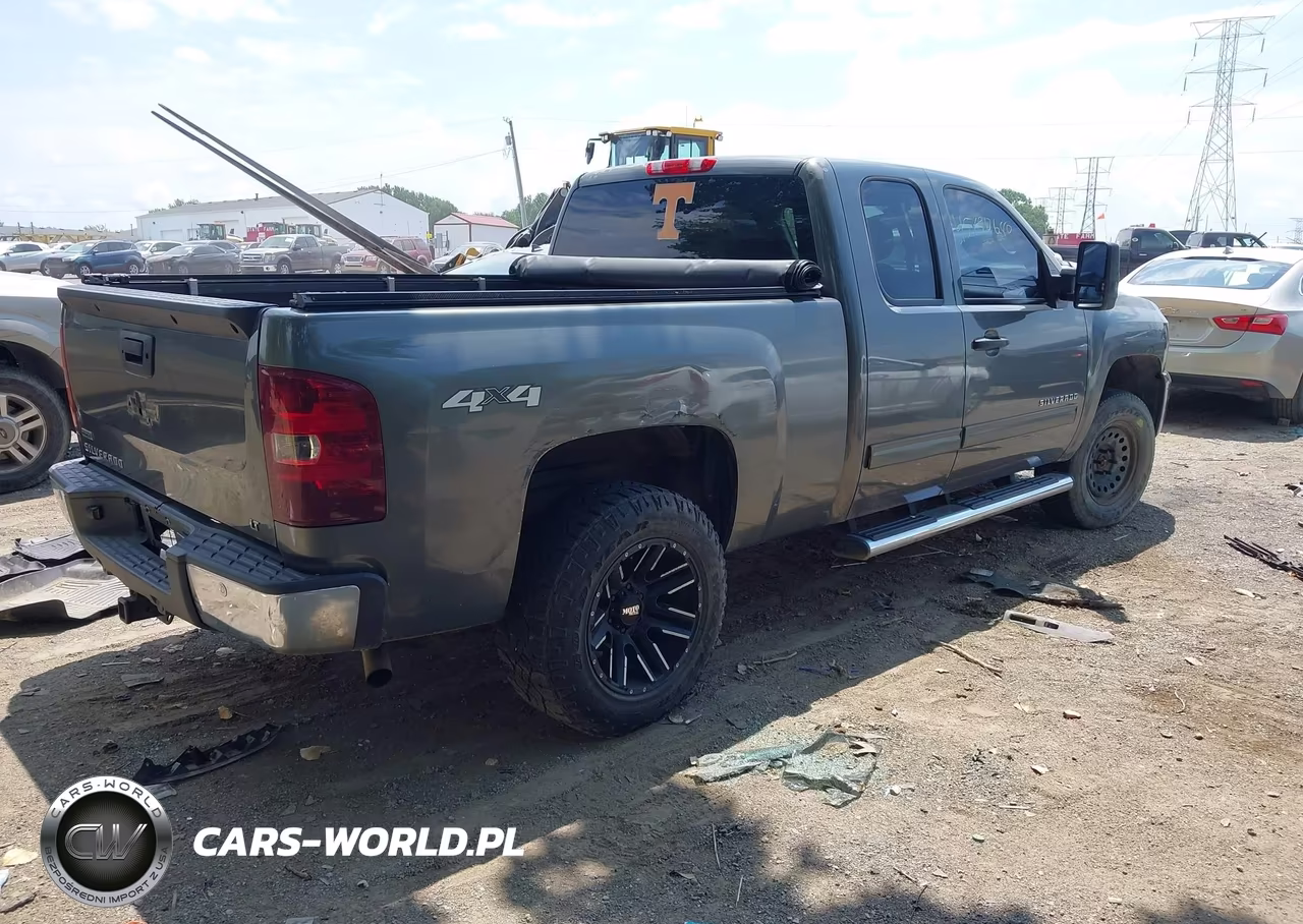 2011 Chevrolet Silverado 1500 Lt VIN:1GCRKSE30BZ215778 - 4