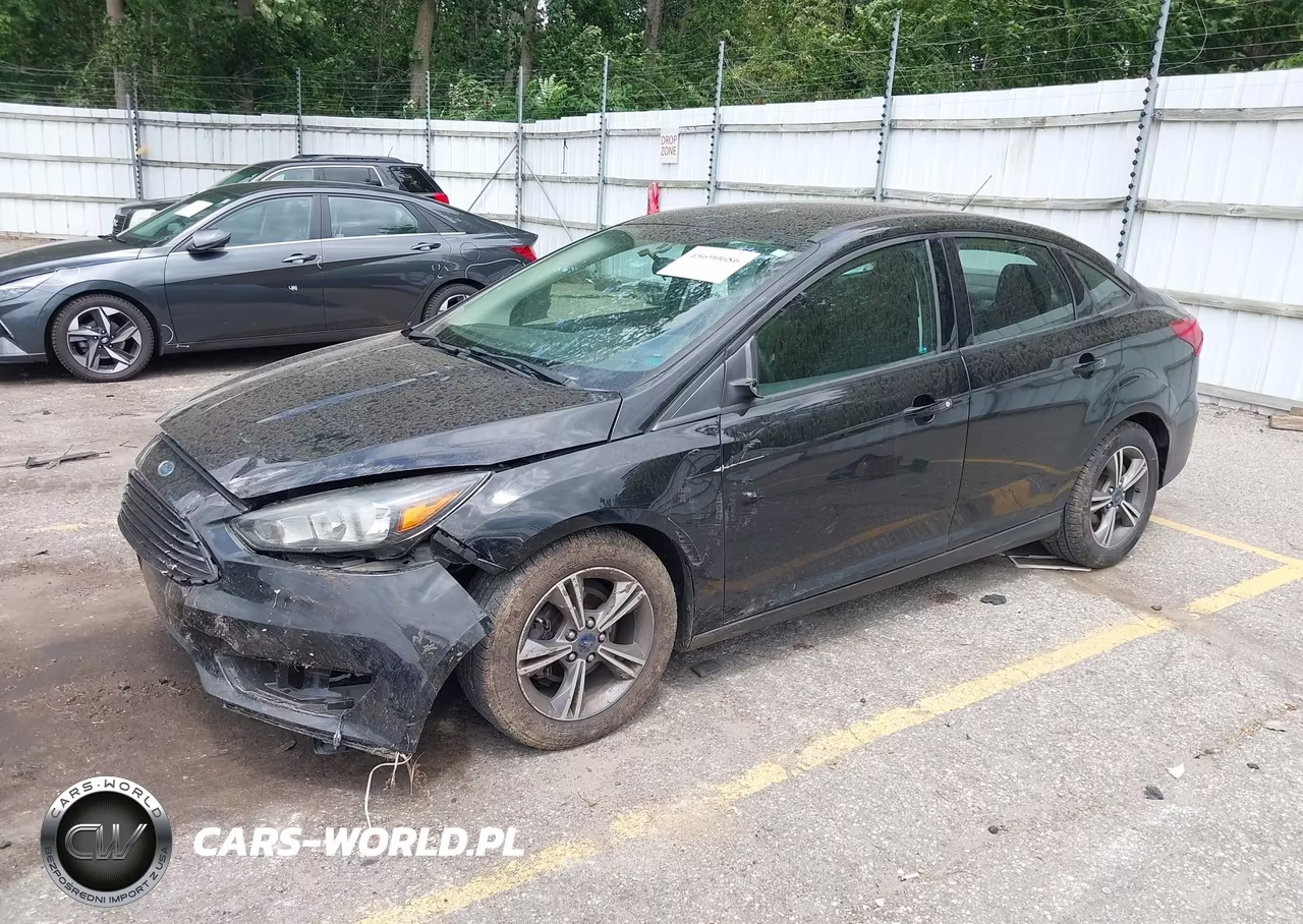 2017 Ford Focus Se VIN:1FADP3FEXHL276459 - 2