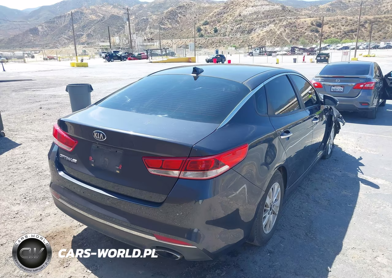 2017 Kia Optima Lx VIN:5XXGT4L30HG143432 - 4