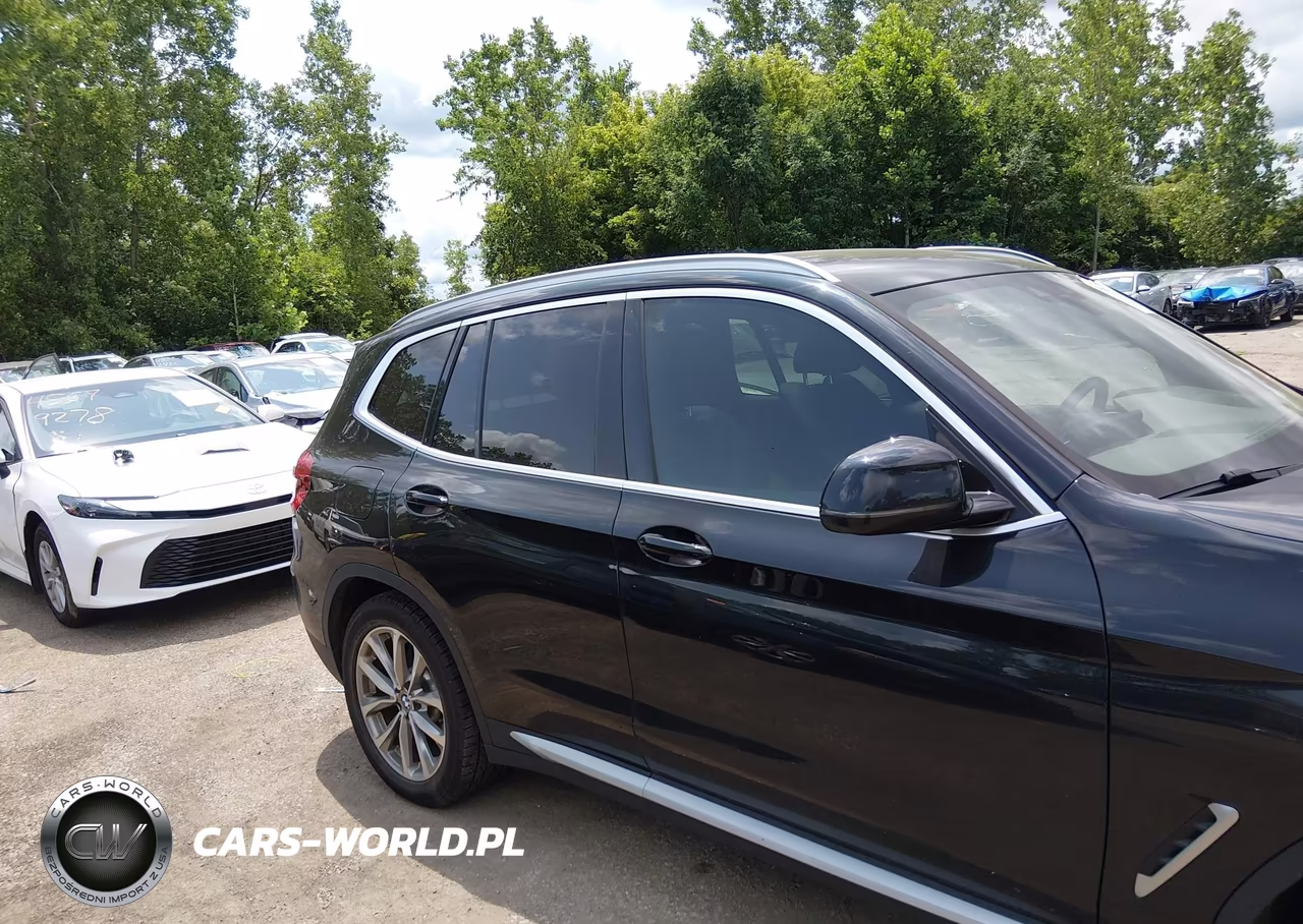 2019 BMW X3 xDrive30I VIN:5UXTR9C54KLR04643 - 13