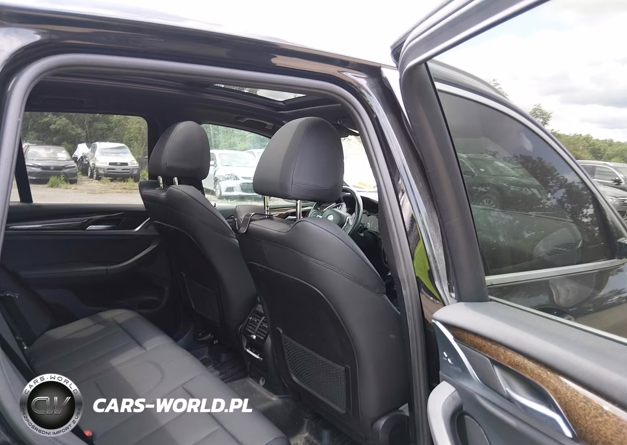 2019 BMW X3 xDrive30I VIN:5UXTR9C54KLR04643 - 8