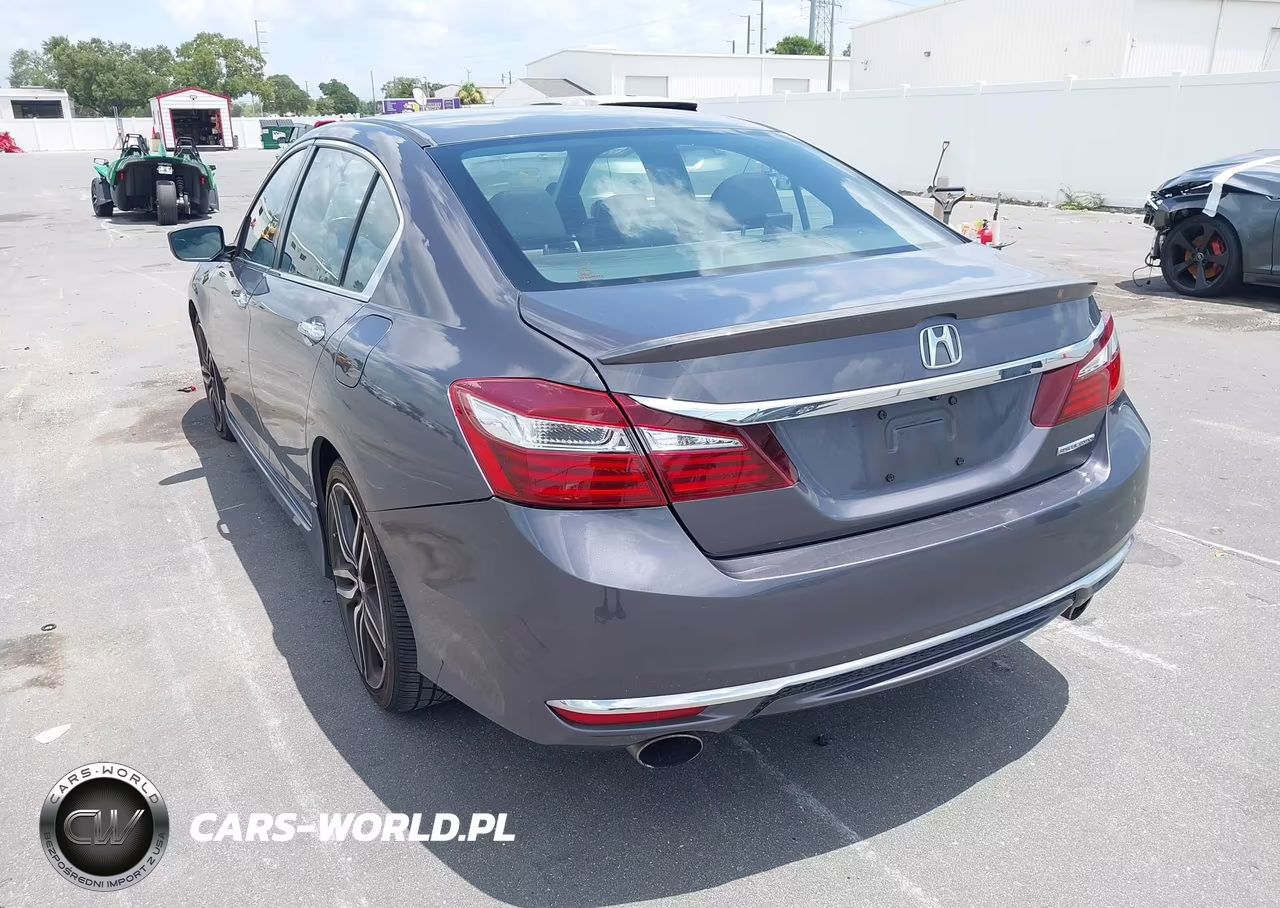 2017 Honda Accord Sport Se VIN:1HGCR2F17HA243861 - 3