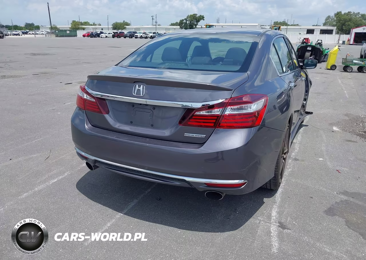 2017 Honda Accord Sport Se VIN:1HGCR2F17HA243861 - 4