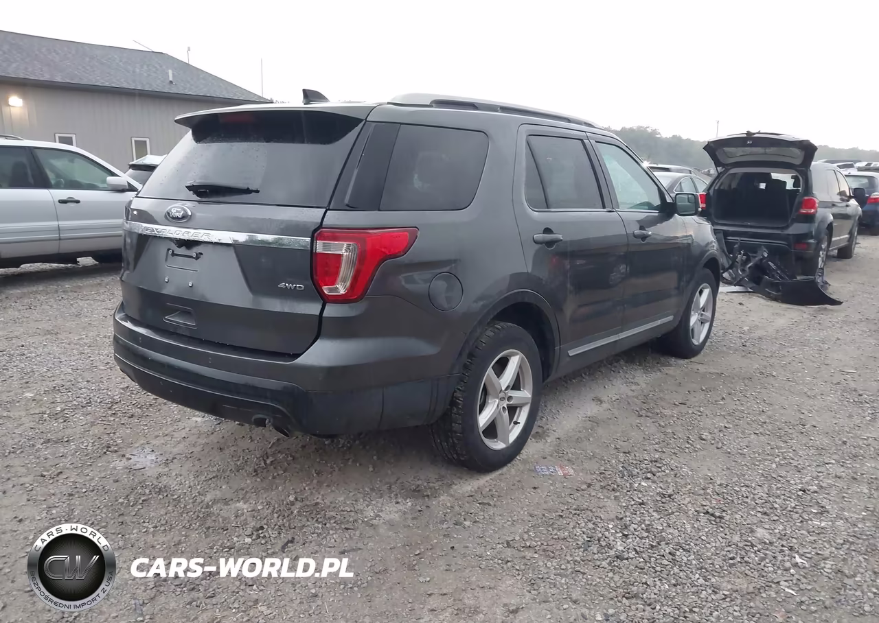 2016 Ford Explorer Xlt VIN:1FM5K8D81GGC39049 - 4