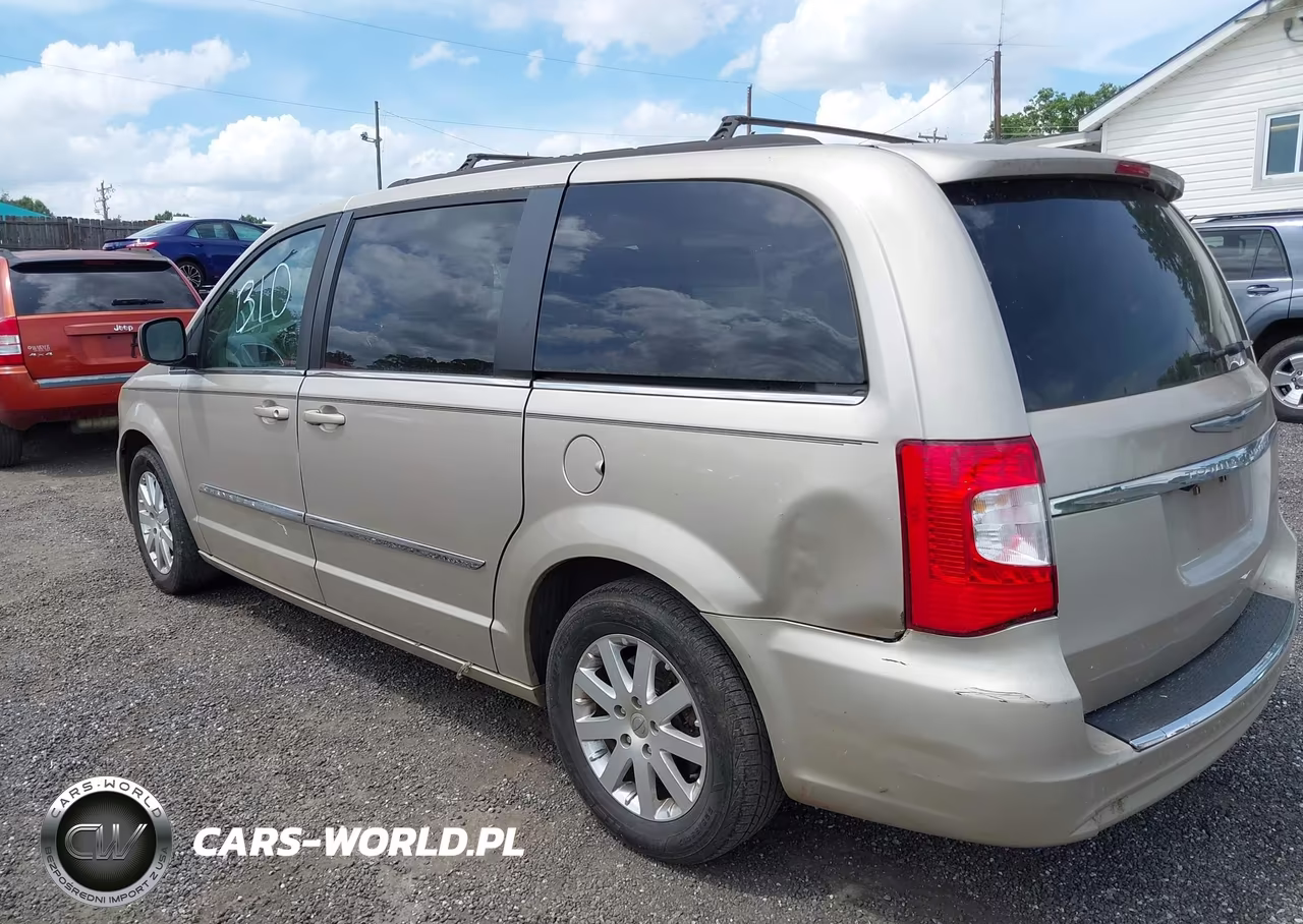 2014 Chrysler Town & Country Touring VIN:2C4RC1BG7ER447999 - 3