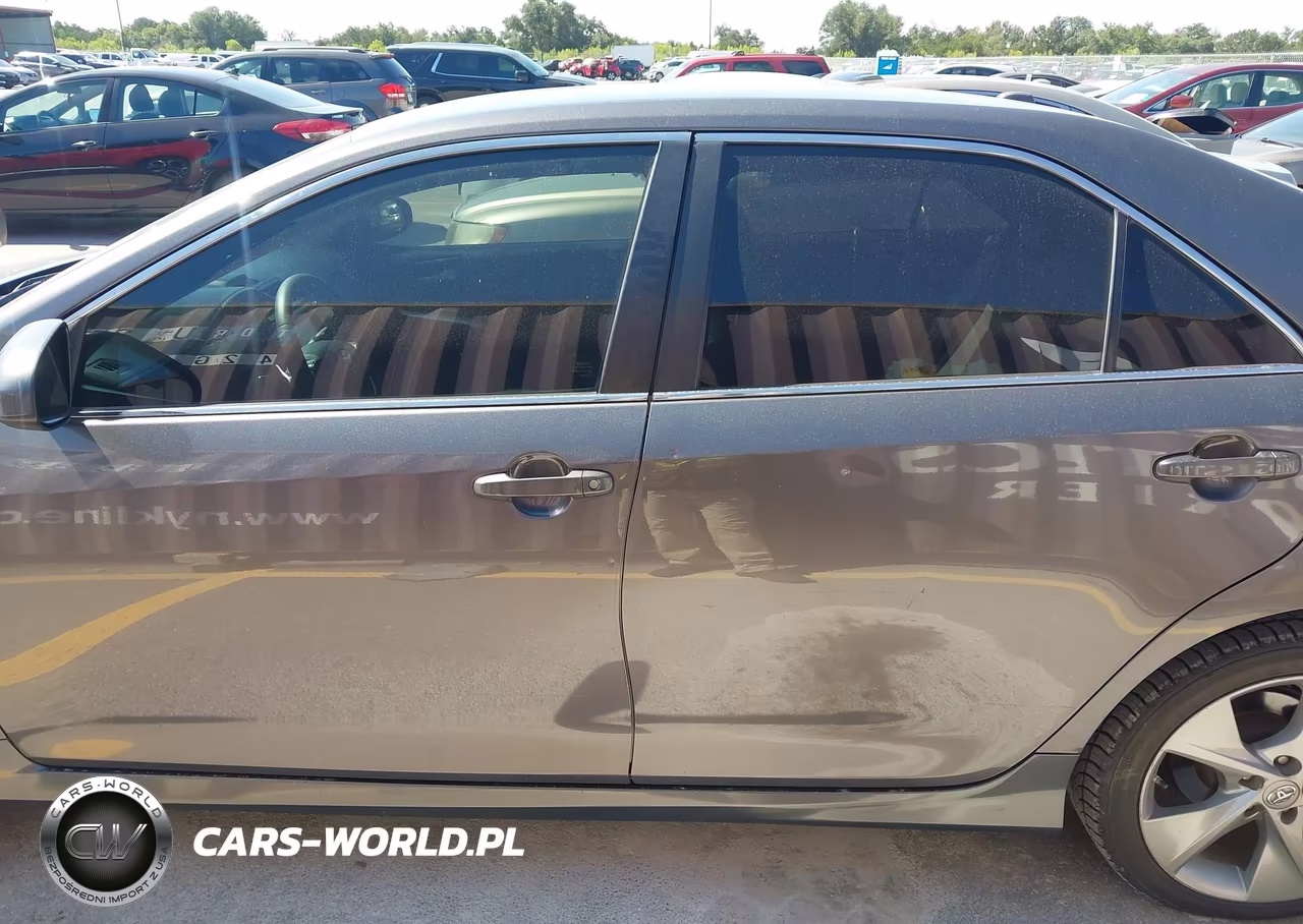 2014 Toyota Camry Se VIN:4T1BF1FK7EU815765 - 14