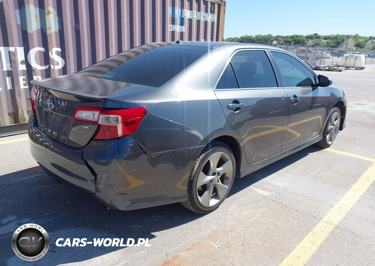 2014 Toyota Camry Se VIN:4T1BF1FK7EU815765 - 4