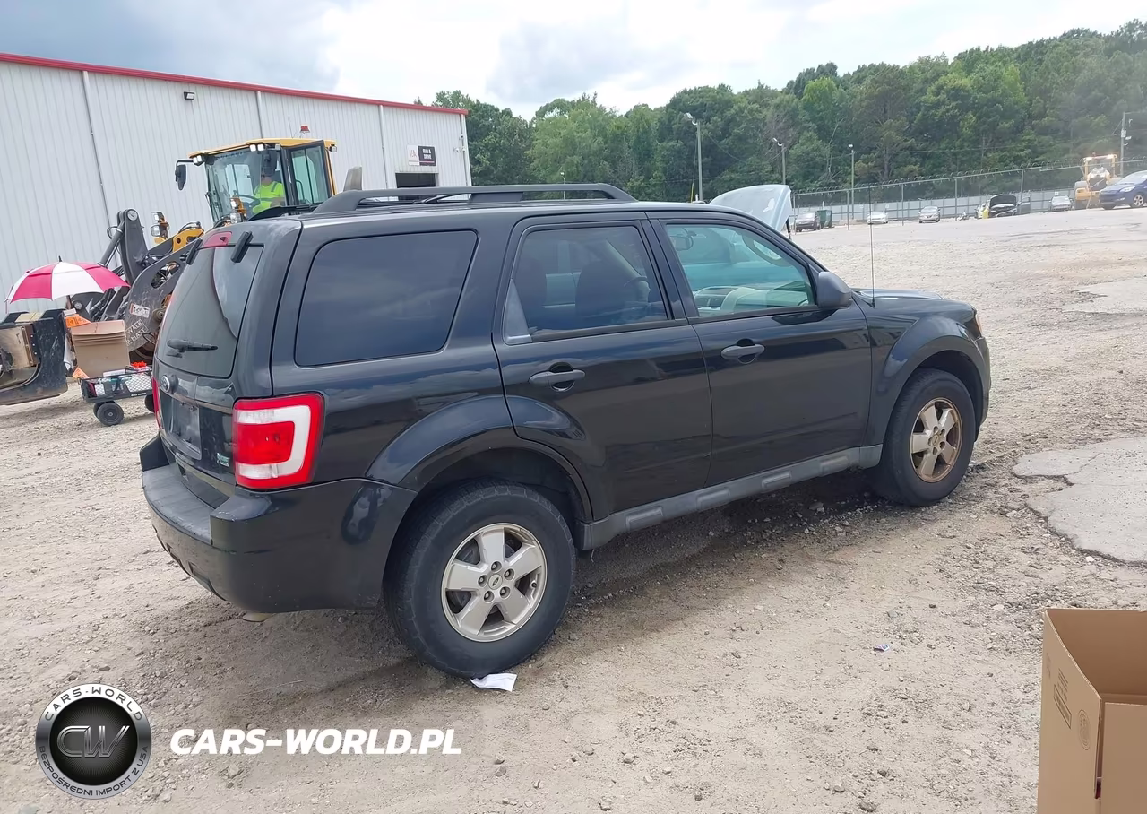 2011 Ford Escape Xlt VIN:1FMCU9DGXBKC38017 - 4