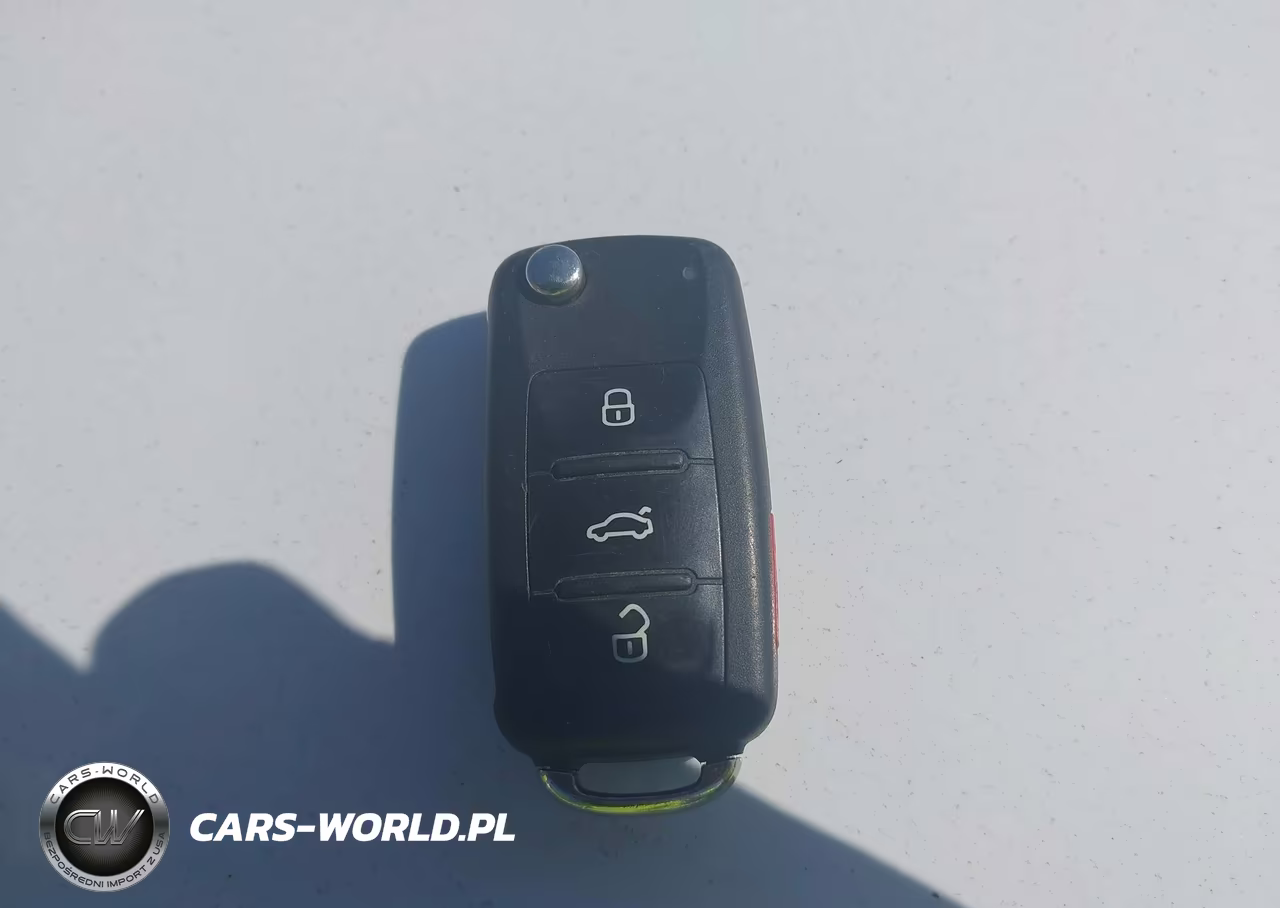 2017 Volkswagen Tiguan 2.0T Wolfsburg Edition VIN:WVGSV7AX8HW503813 - 11
