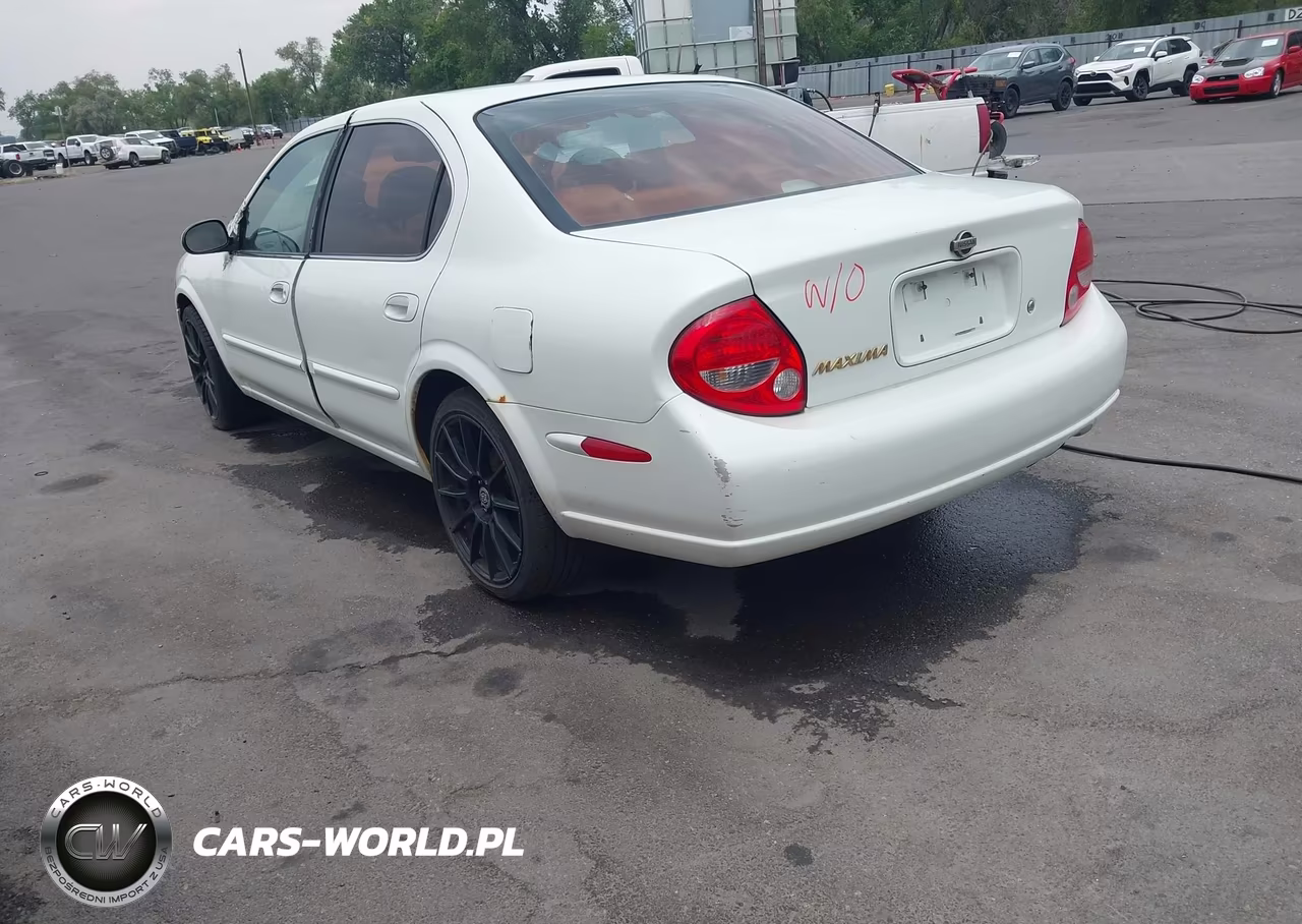 2001 Nissan Maxima Gxe VIN:JN1CA31D11T833452 - 3