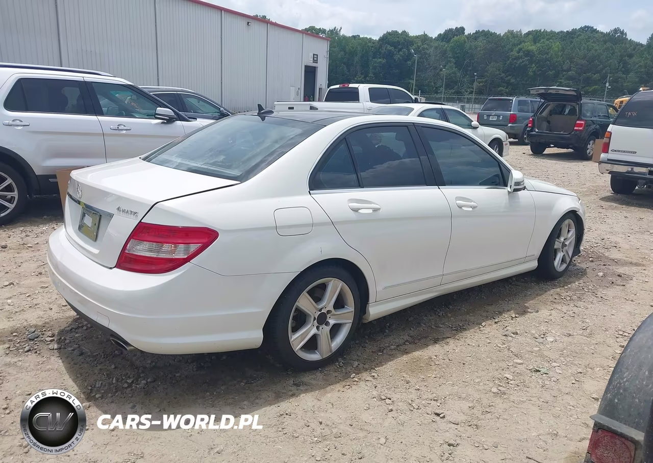 2011 Mercedes-Benz C 300 Sport 4Matic VIN:WDDGF8BB8BR141574 - 4