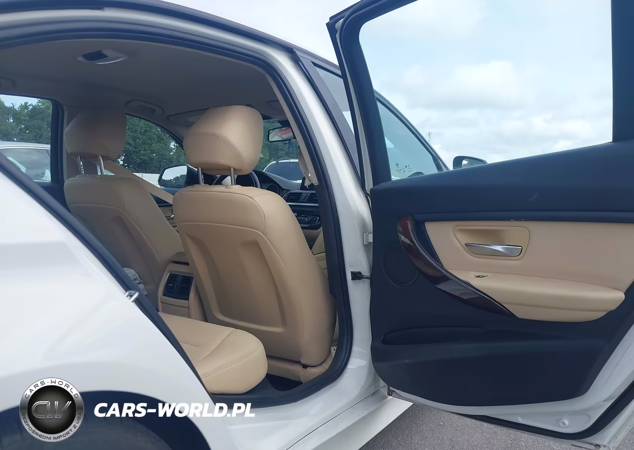 2017 BMW 320I VIN:WBA8E1G33HNU18073 - 8