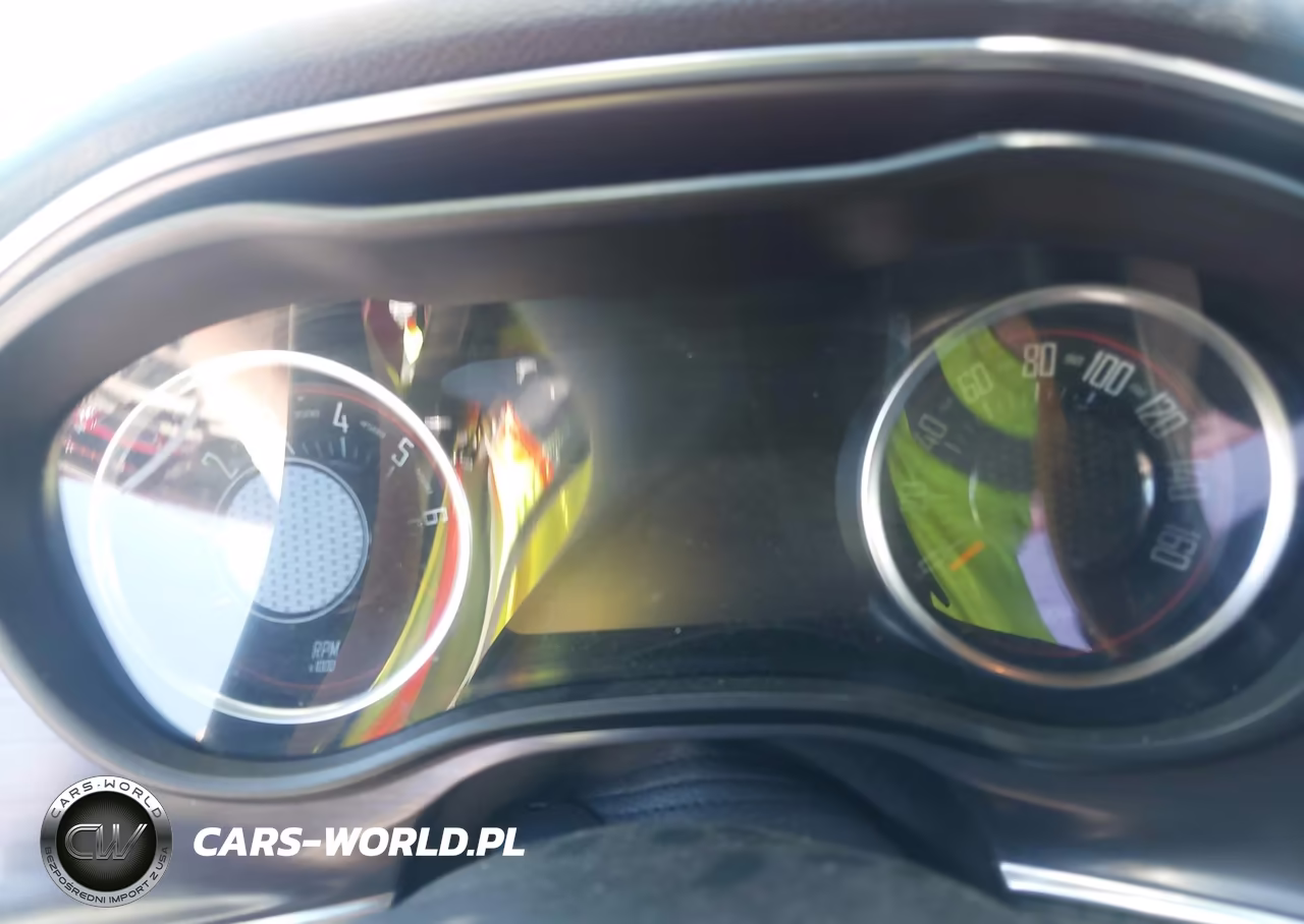 2018 Dodge Challenger Sxt VIN:2C3CDZAG3JH241831 - 15
