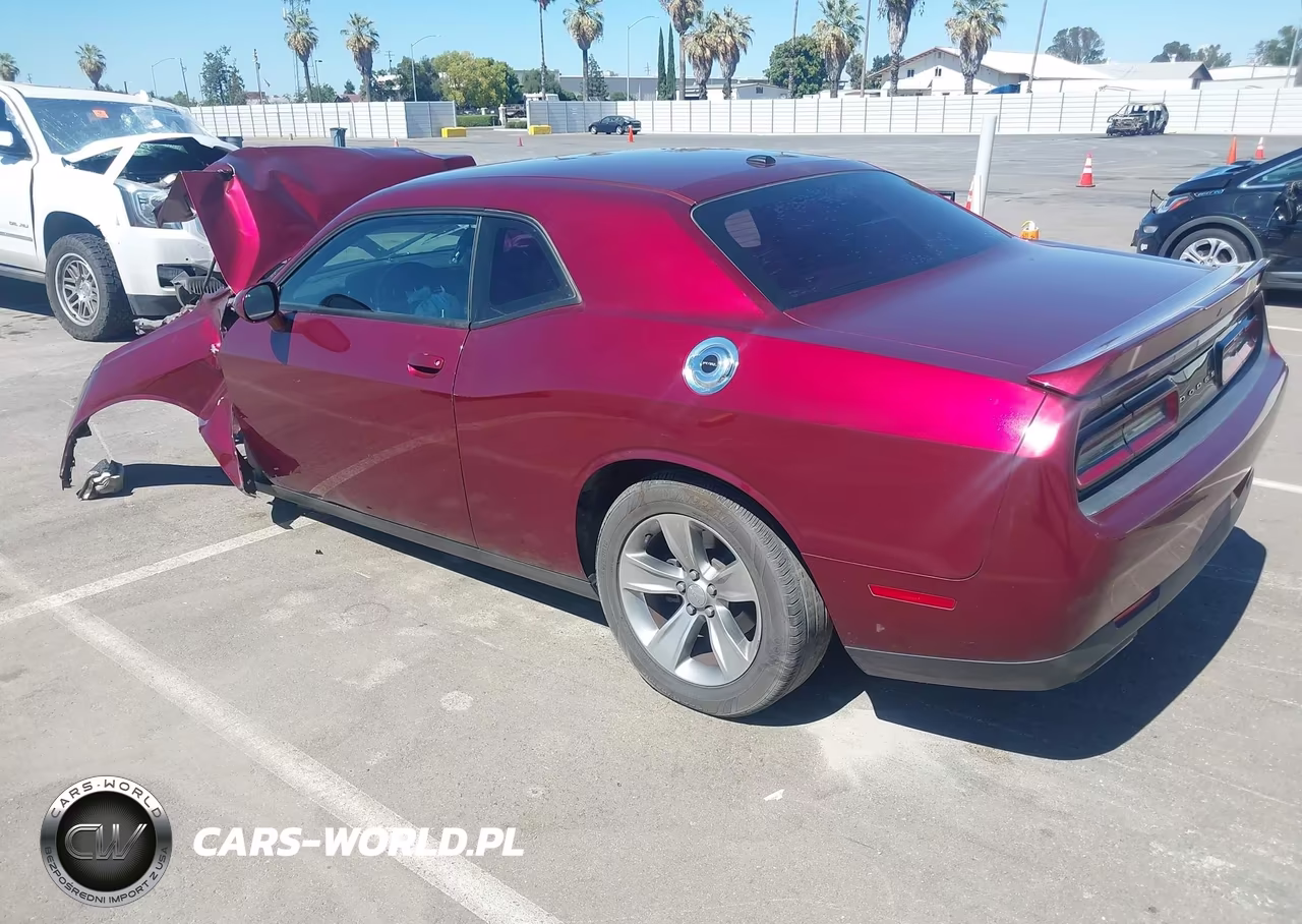 2018 Dodge Challenger Sxt VIN:2C3CDZAG3JH241831 - 3