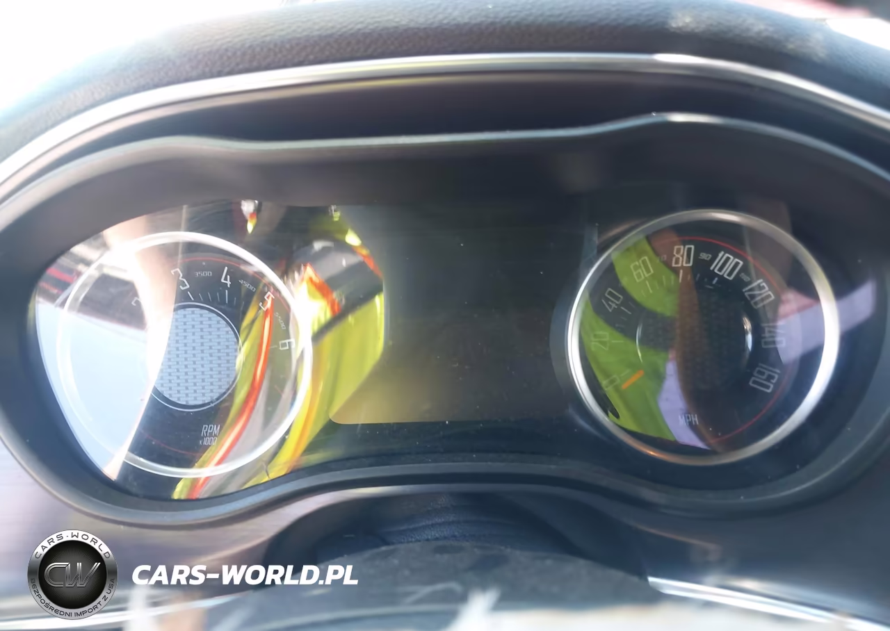 2018 Dodge Challenger Sxt VIN:2C3CDZAG3JH241831 - 7