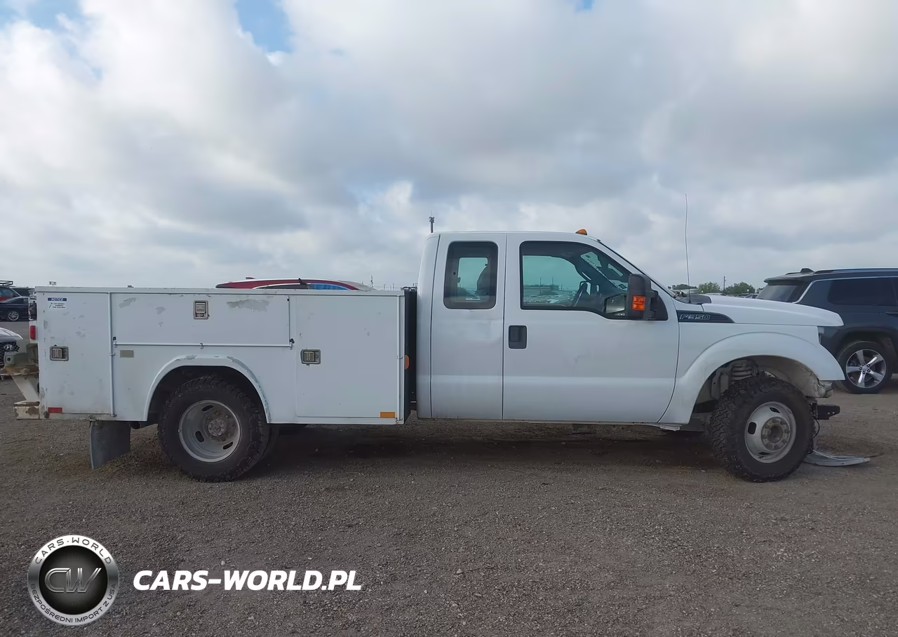 2014 Ford F-350 Chassis Xl VIN:1FD8X3G69EEA33837 - 13