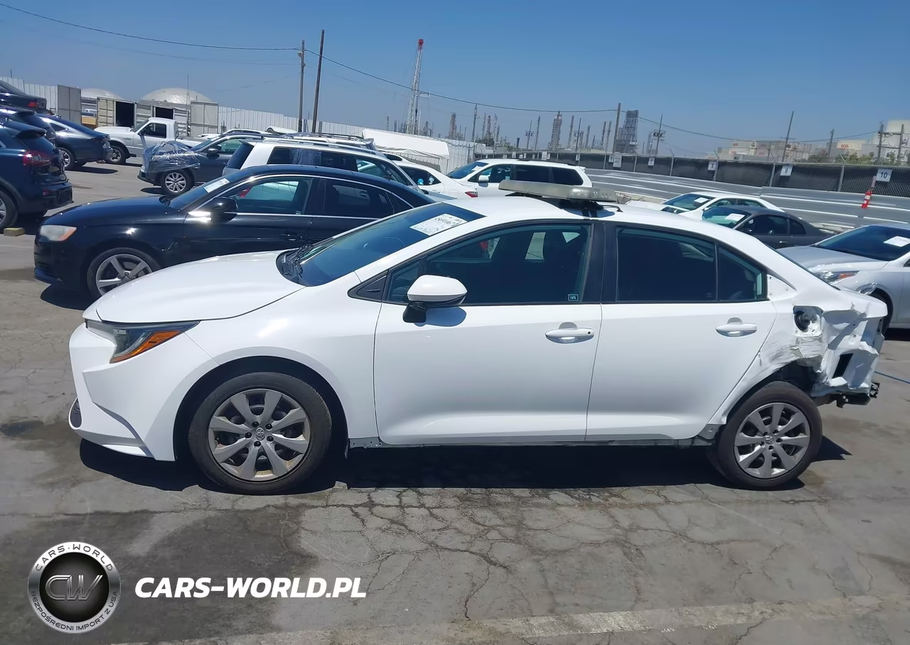 2020 Toyota Corolla Le VIN:5YFEPRAE2LP047959 - 15