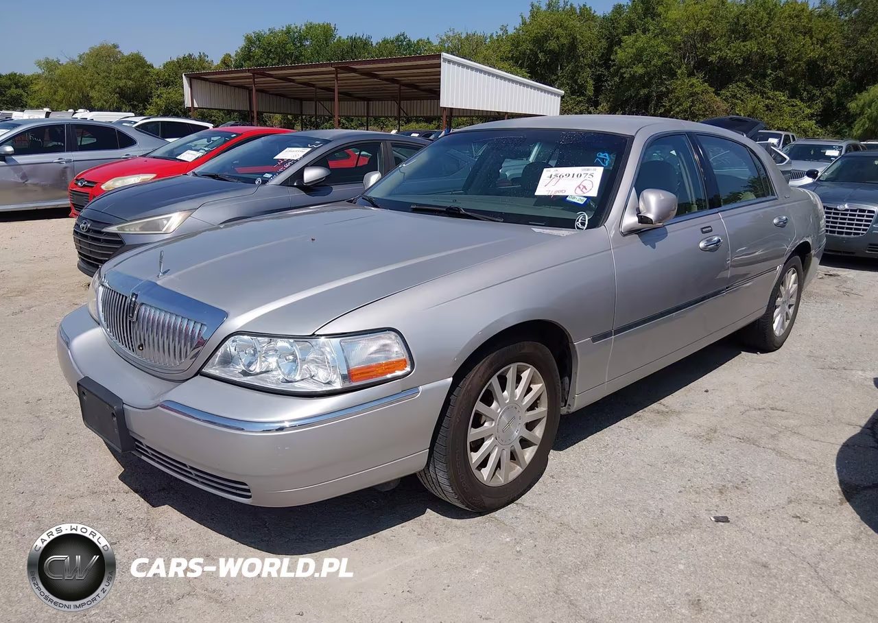 2007 Lincoln Town Car Signature VIN:1LNHM81V67Y617023 - 2