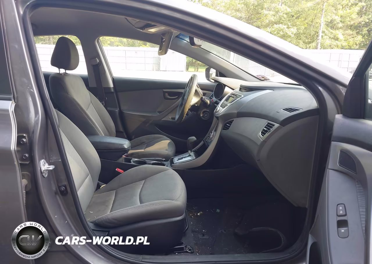 2012 Hyundai Elantra Gls VIN:5NPDH4AE5CH109752 - 5