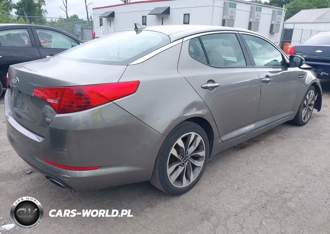 2013 Kia Optima Lx VIN:5XXGM4A75DG123738 - 4