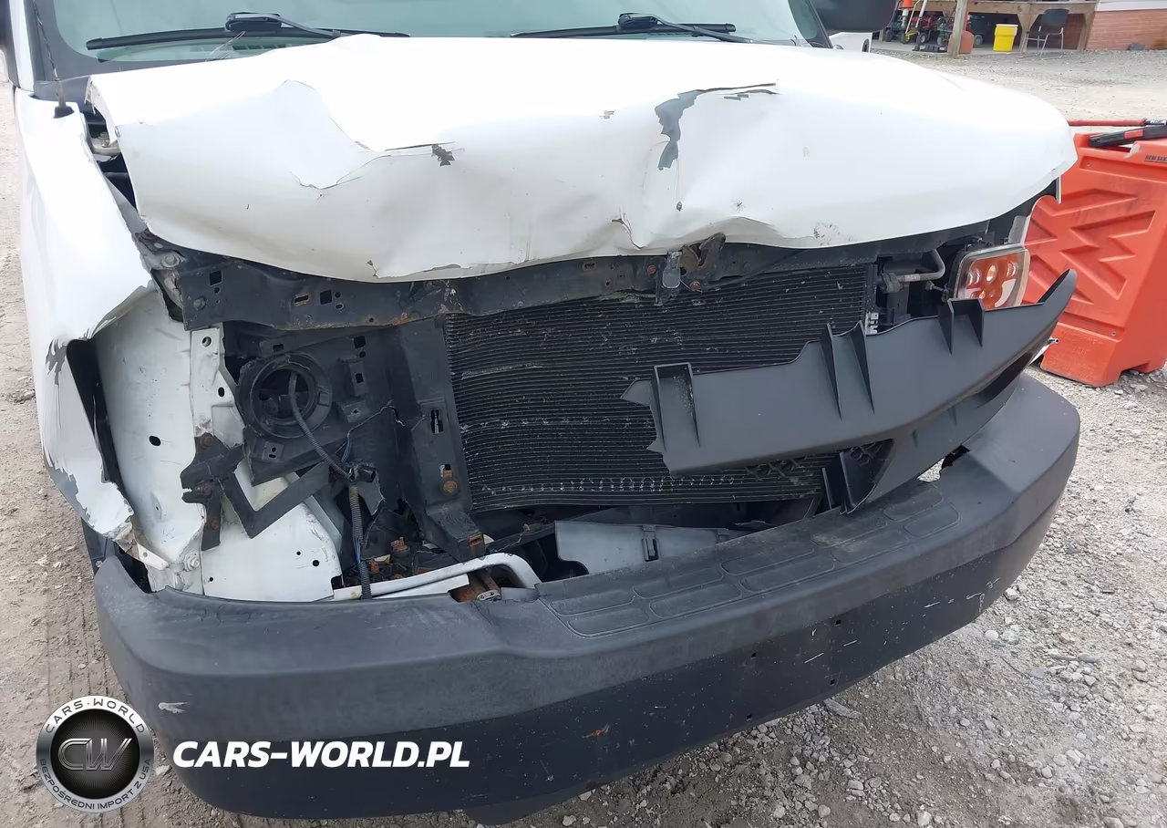 2007 Chevrolet Express Work Van VIN:1GCFG15X071131452 - 6