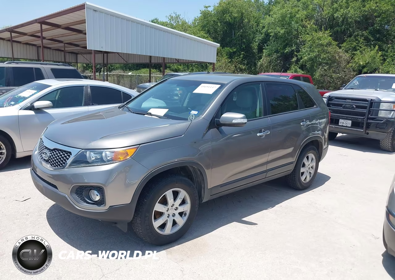 2013 Kia Sorento Lx VIN:5XYKT3A19DG401104 - 2