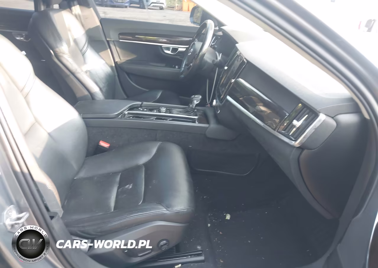 2018 Volvo S90 T6 Momentum VIN:LVY992MK8JP036072 - 5