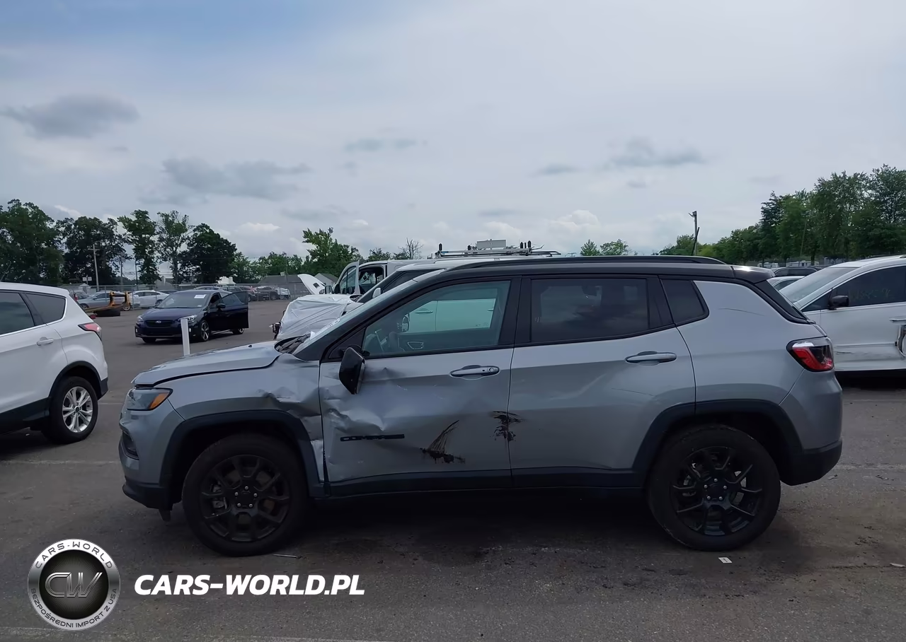 2023 Jeep Compass Altitude 4X4 VIN:3C4NJDBN6PT534376 - 14