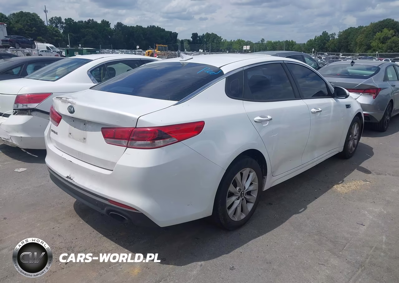 2017 Kia Optima Lx VIN:5XXGT4L35HG154202 - 4