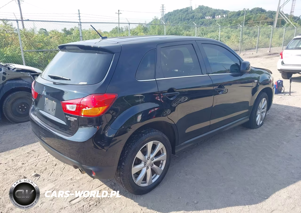 2015 Mitsubishi Outlander Sport Se VIN:4A4AR4AU6FE018185 - 4