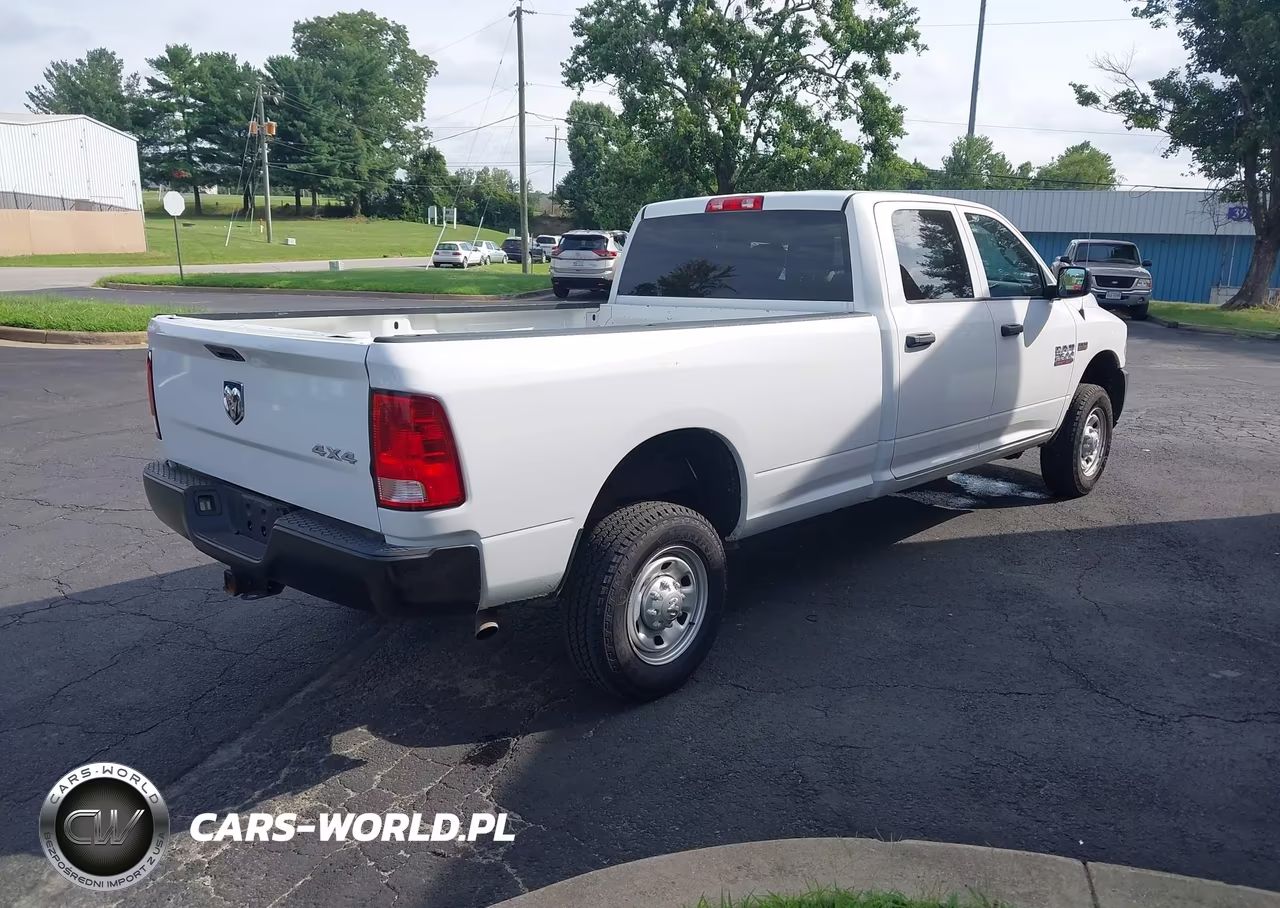 2015 Ram 2500 Tradesman VIN:3C6TR5HT6FG507186 - 4