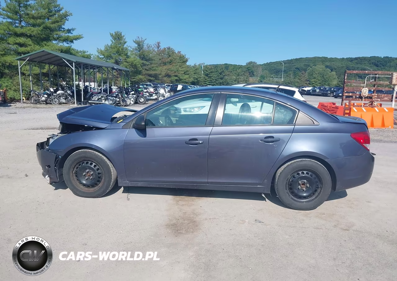 2014 Chevrolet Cruze Ls Auto VIN:1G1PA5SH6E7459844 - 14
