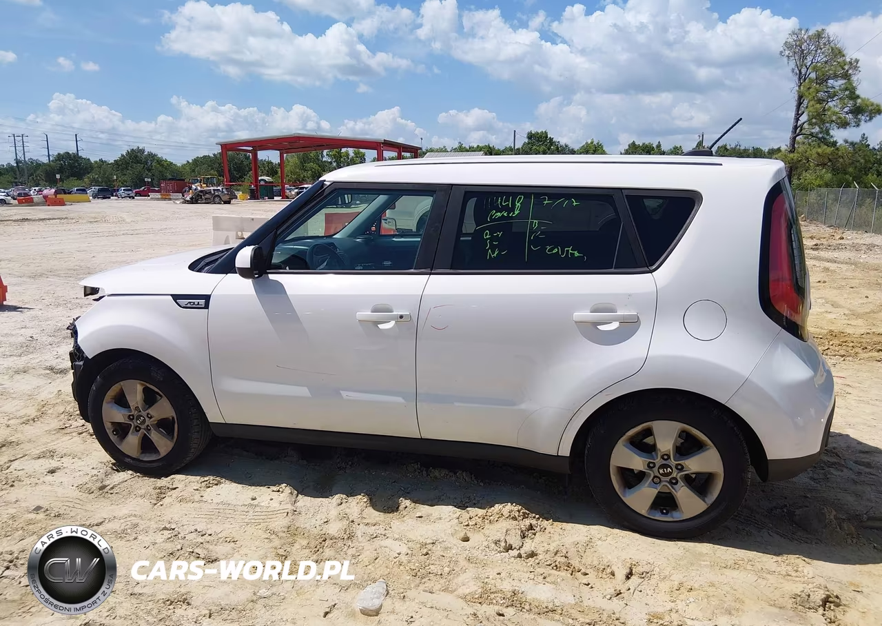 2018 Kia Soul VIN:KNDJN2A25J7505980 - 15