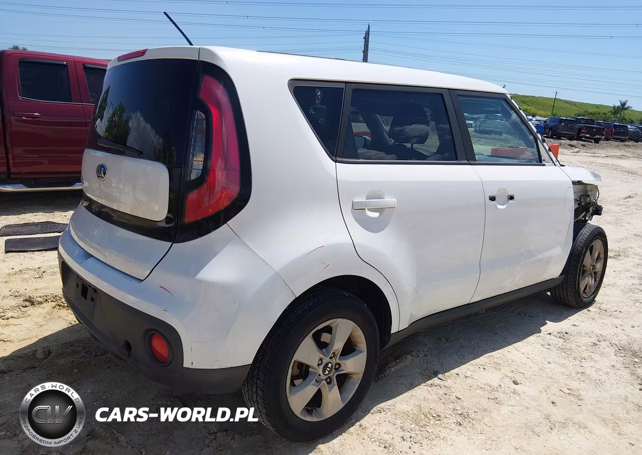 2018 Kia Soul VIN:KNDJN2A25J7505980 - 4