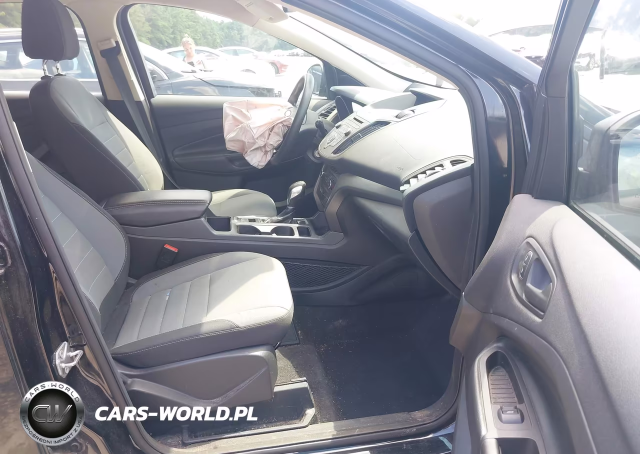 2017 Ford Escape S VIN:1FMCU0F77HUC31032 - 5
