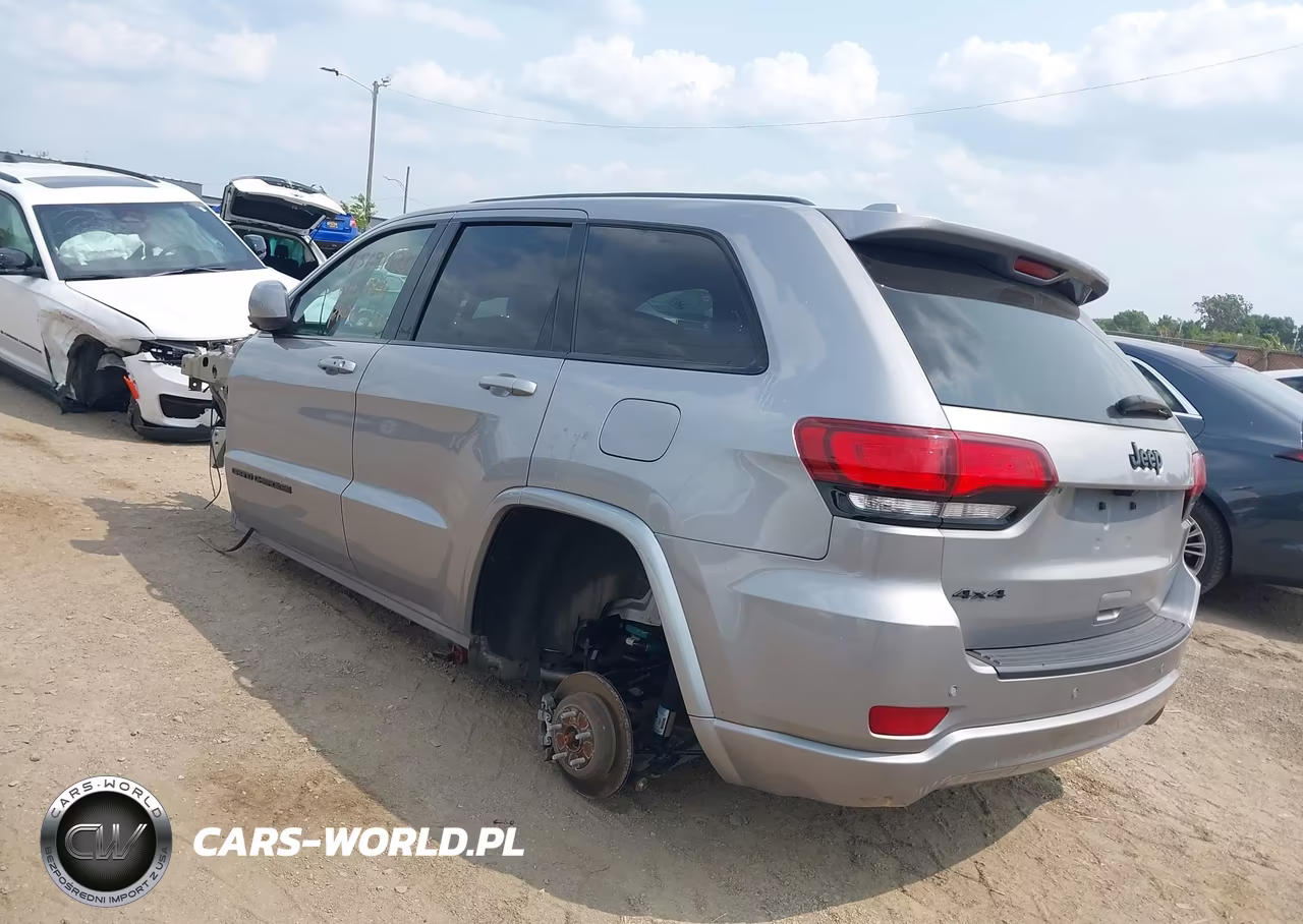 2020 Jeep Grand Cherokee Altitude 4X4 VIN:1C4RJFAG4LC154491 - 3