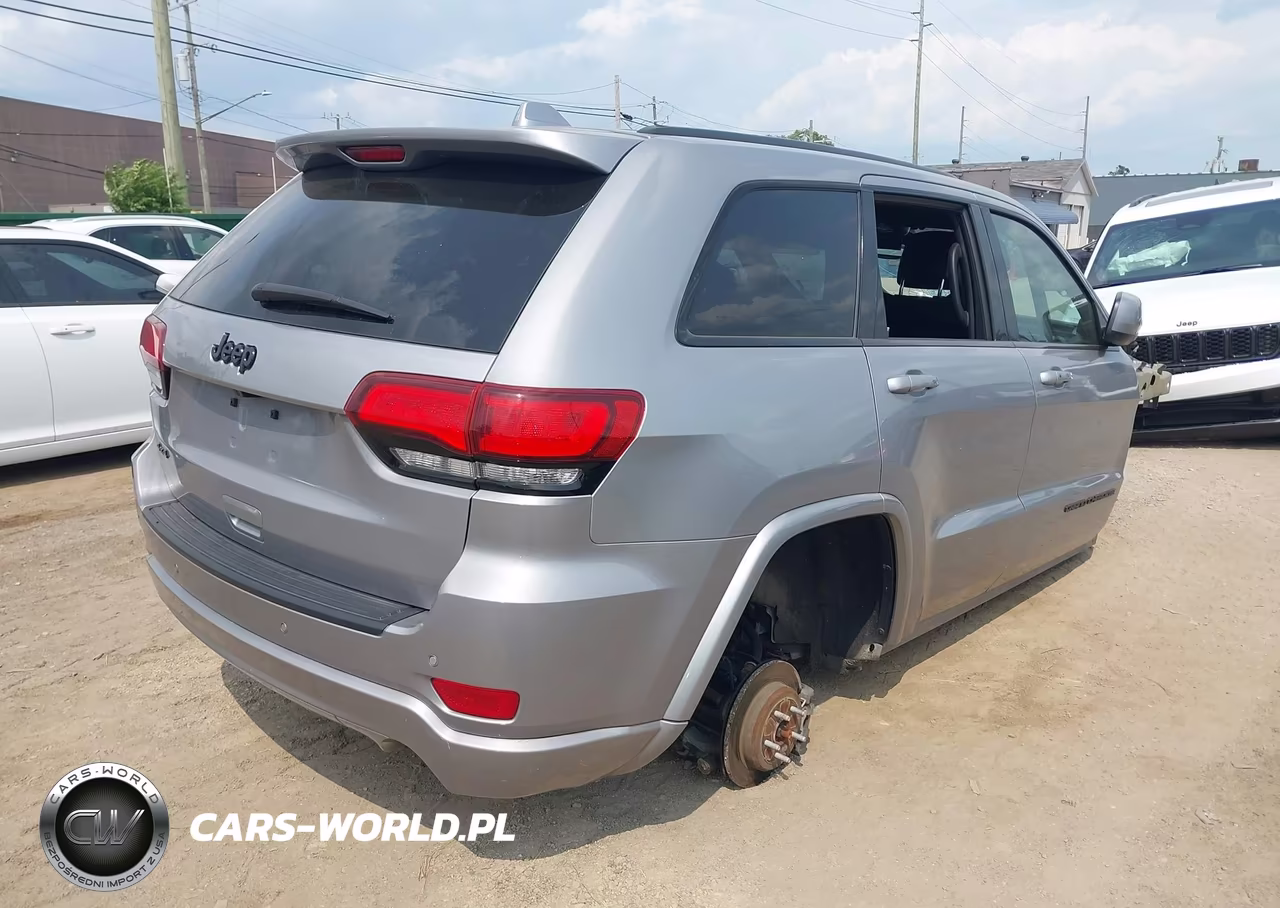 2020 Jeep Grand Cherokee Altitude 4X4 VIN:1C4RJFAG4LC154491 - 4