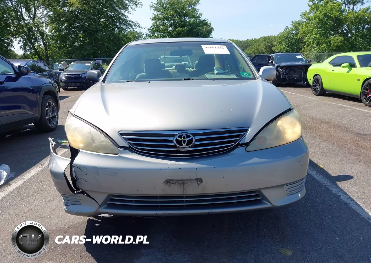 2006 Toyota Camry Le VIN:4T1BE32K86U675876 - 12