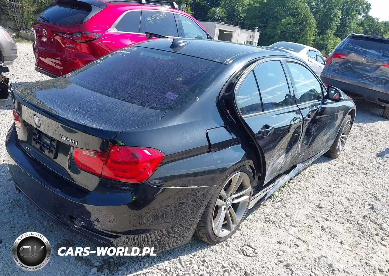 2013 BMW 328I xDrive VIN:WBA3B3C50DF536124 - 4