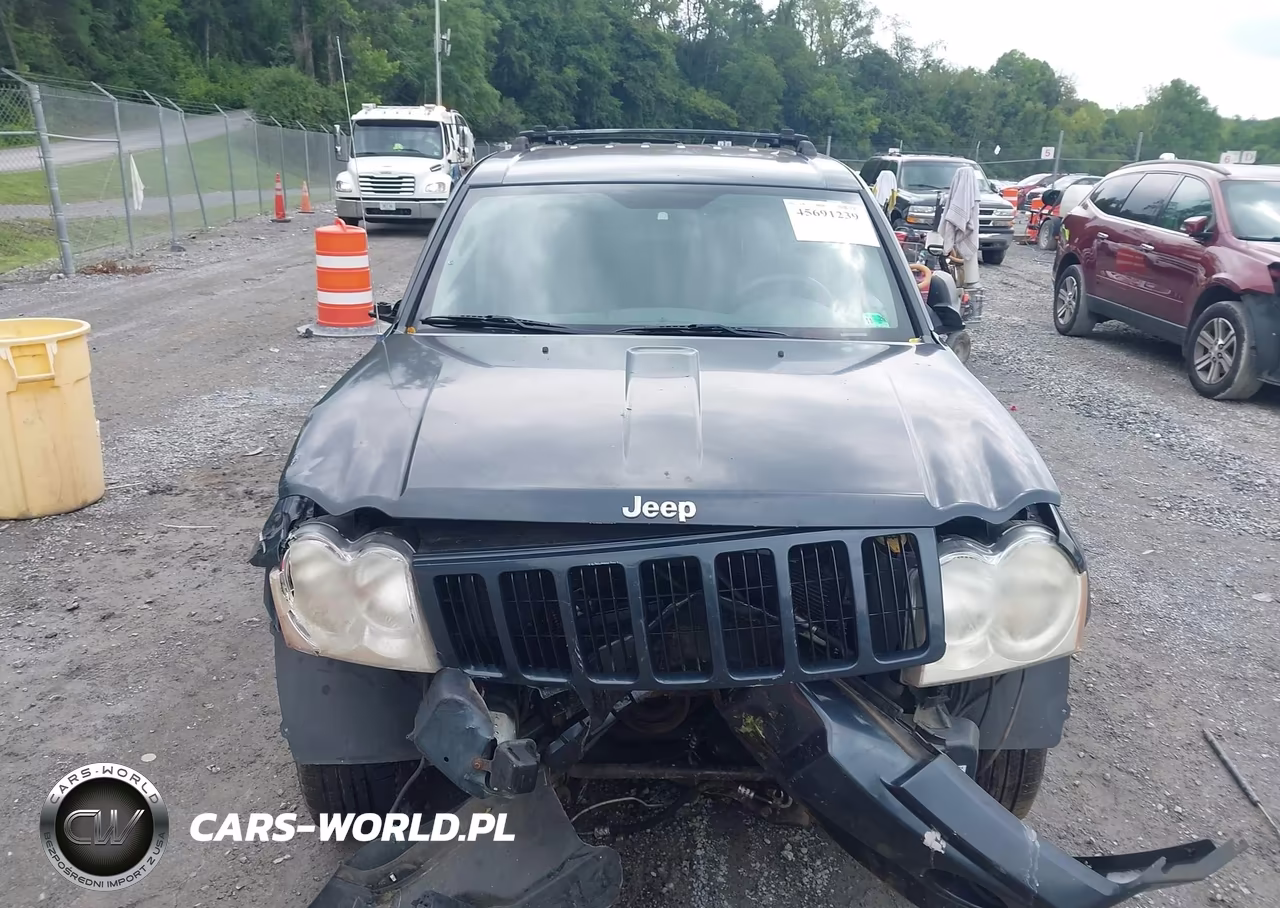 2007 Jeep Grand Cherokee Laredo VIN:1J8GR48K27C515066 - 12
