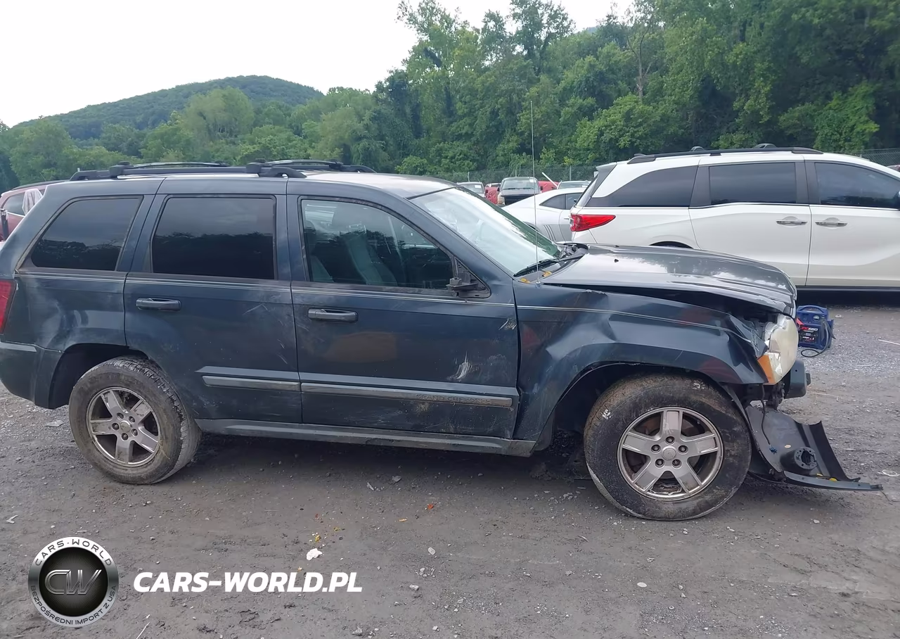 2007 Jeep Grand Cherokee Laredo VIN:1J8GR48K27C515066 - 13