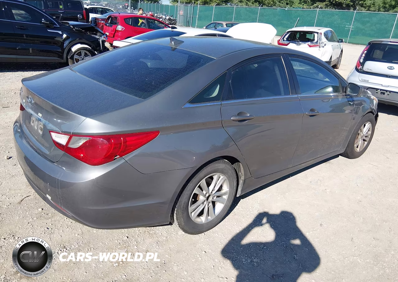 2013 Hyundai Sonata Gls VIN:5NPEB4ACXDH712783 - 4