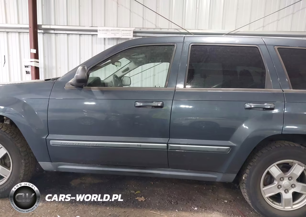 2007 Jeep Grand Cherokee Laredo VIN:1J8GR48K67C675001 - 14